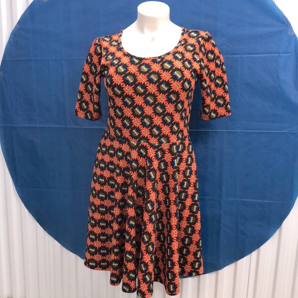 LuLaRoe Dresses & Skirts - LulaRoe Ladies Colorful Dress